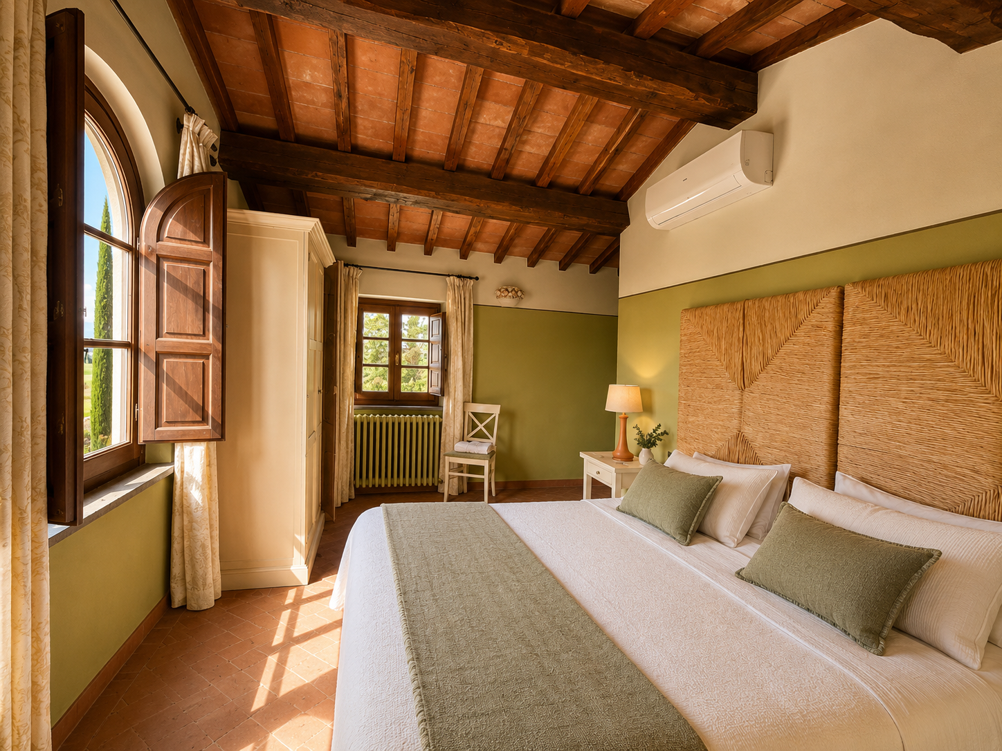 Villa Le Cascine breakfast table