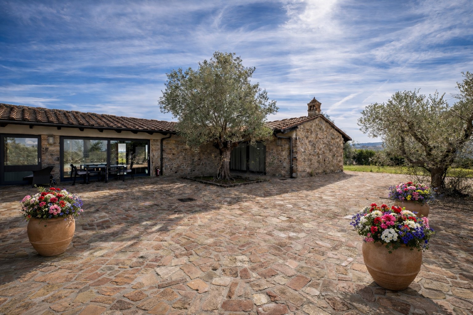 Villa Tabaccaia stone courtyard